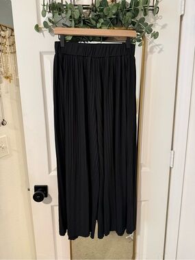 Petal & Pup Black Pleated Wide-Leg Palazzo Pants